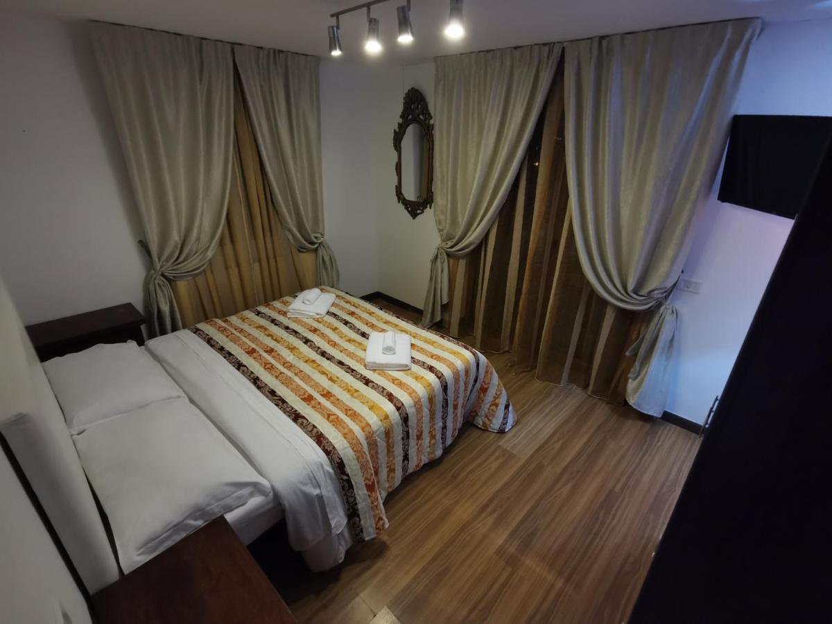 Vila Deal Săcele Eksteriør billede