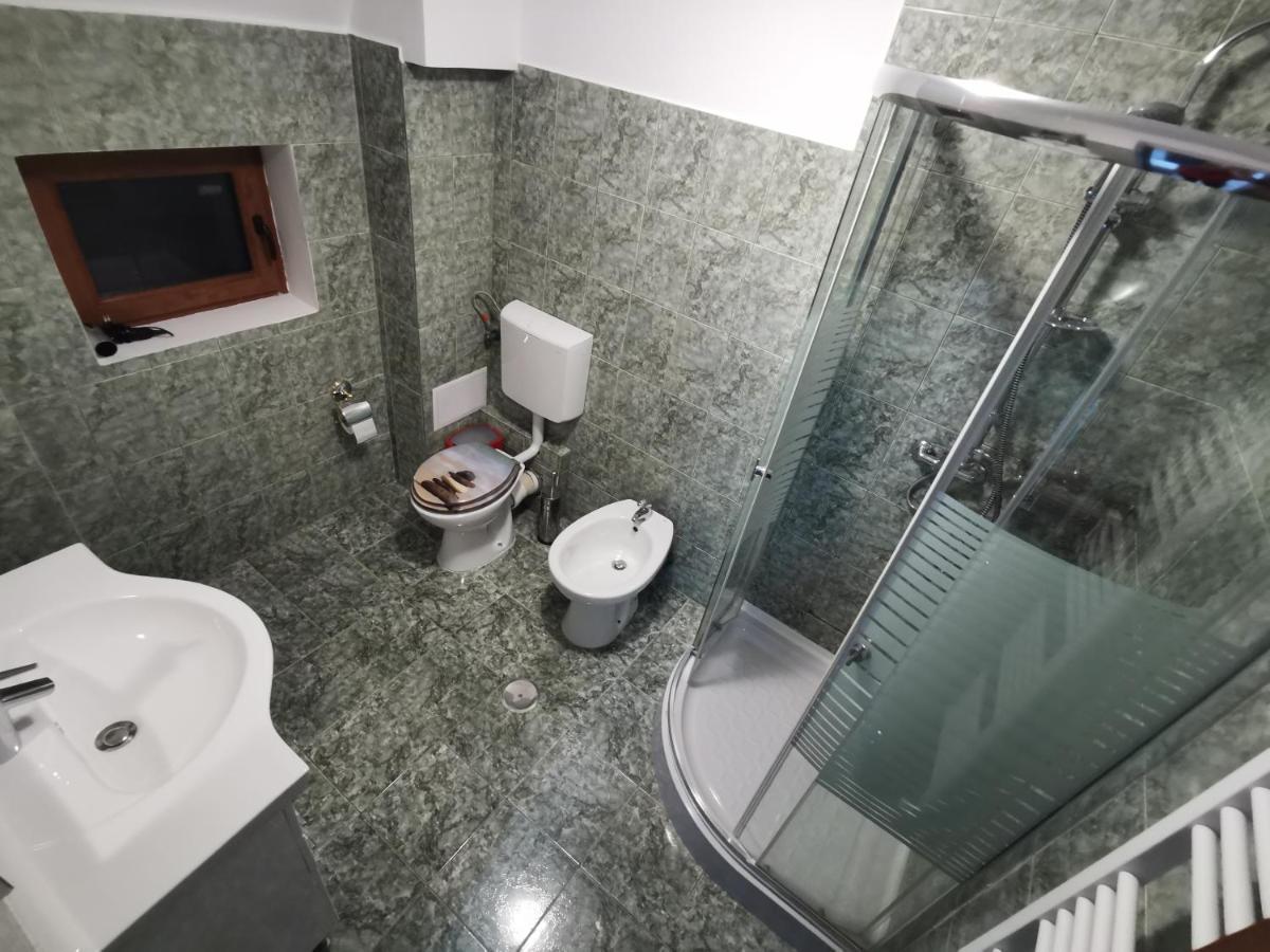 Vila Deal Săcele Eksteriør billede