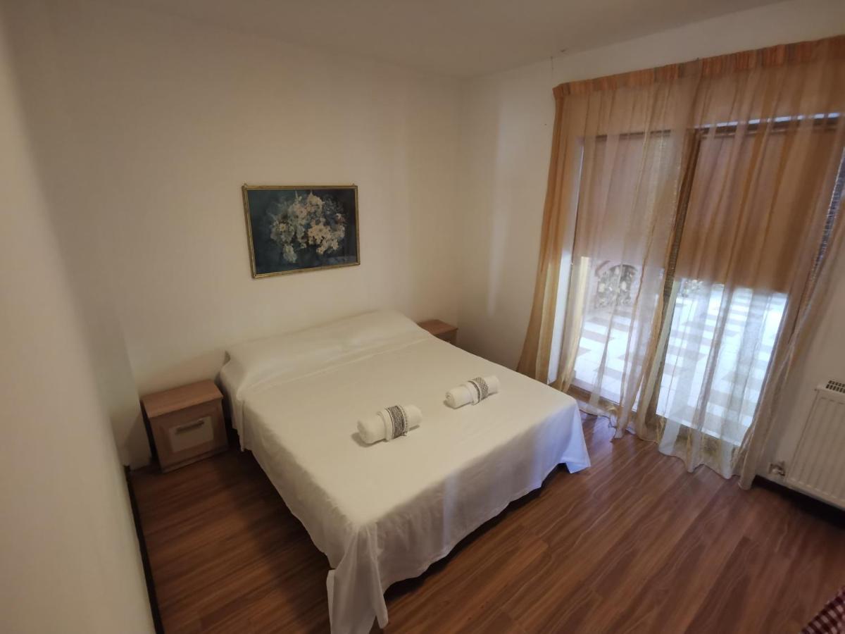Vila Deal Săcele Eksteriør billede